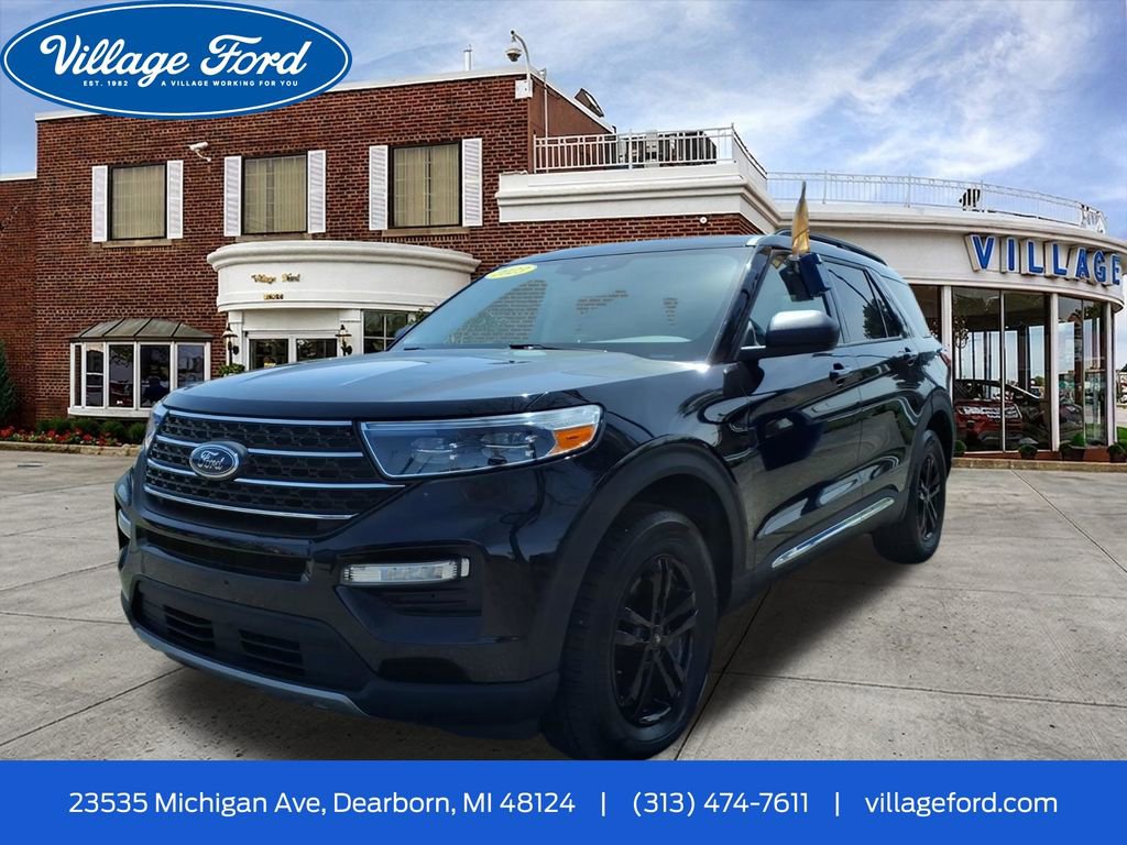 Certified 2023 Ford Explorer XLT w/ Equipment Group 202A