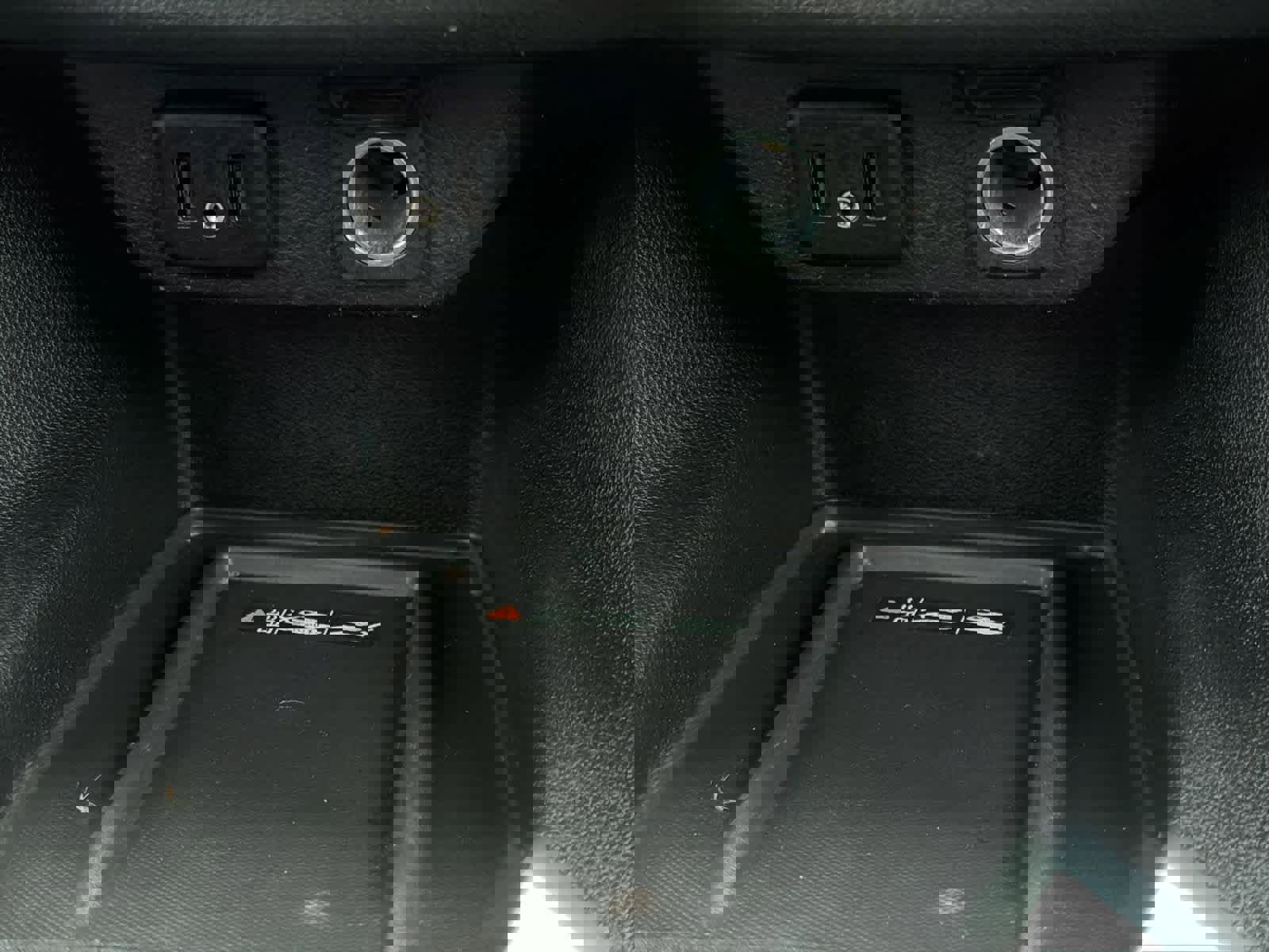 Used 2023 Chevrolet Traverse LT image 31