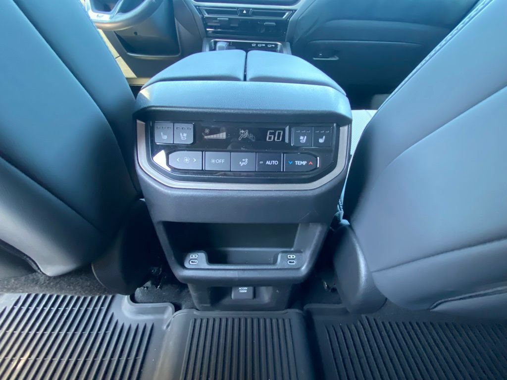 Used 2025 Lexus TX 500h AWD w/ Technology Package image 26