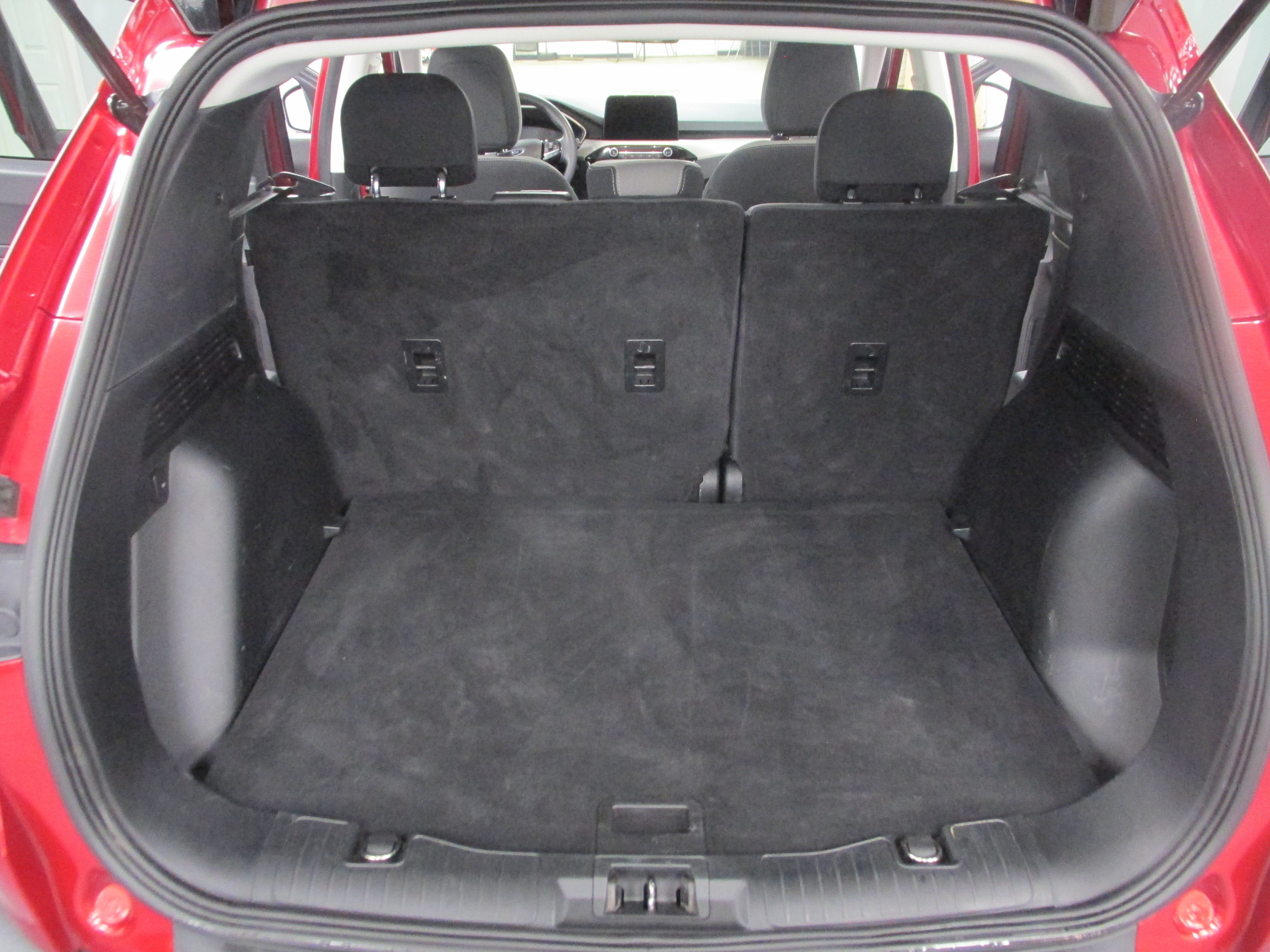 Certified 2021 Ford Escape SE w/ SE Sport Appearance Package image 22