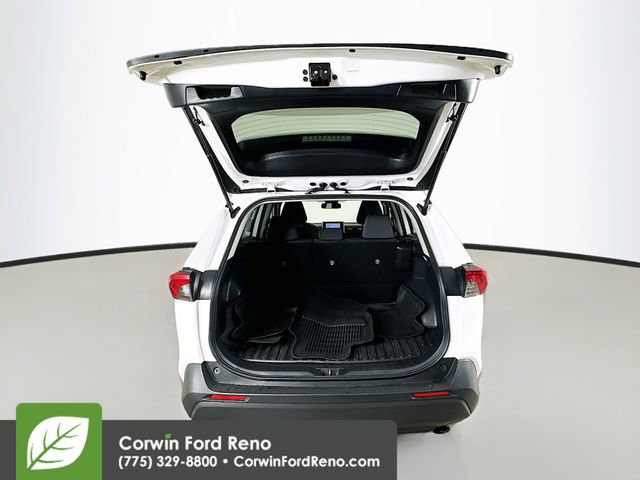 Used 2024 Toyota RAV4 XLE AWD/4WD image 24