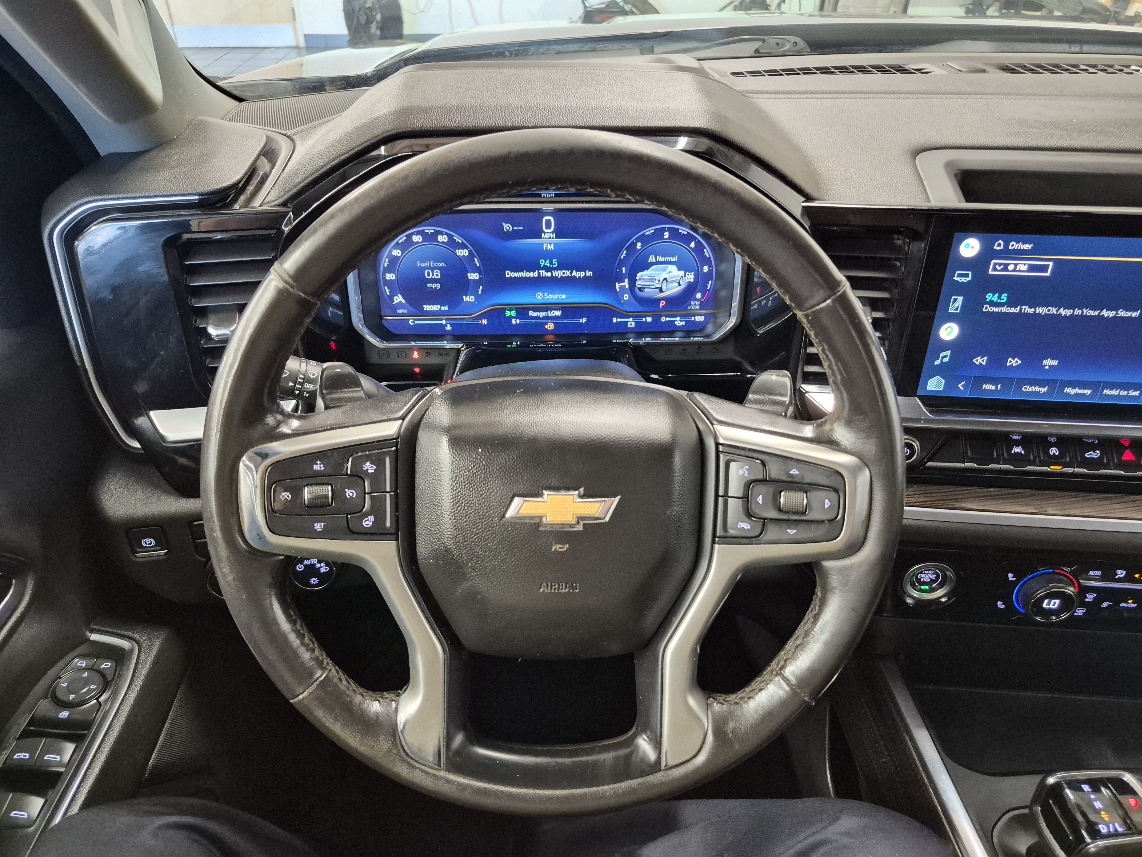 Used 2022 Chevrolet Silverado 1500 LT w/ LPO, Dark Essentials Package AWD/4WD image 27