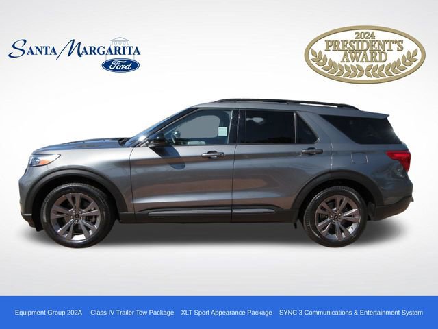 Certified 2023 Ford Explorer XLT w/ Equipment Group 202A image 7
