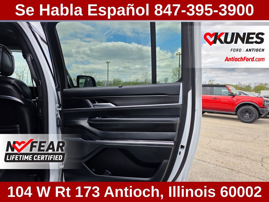Used 2024 Jeep Grand Wagoneer L Series II w/ Quick Order Packagew 28T AWD/4WD image 38