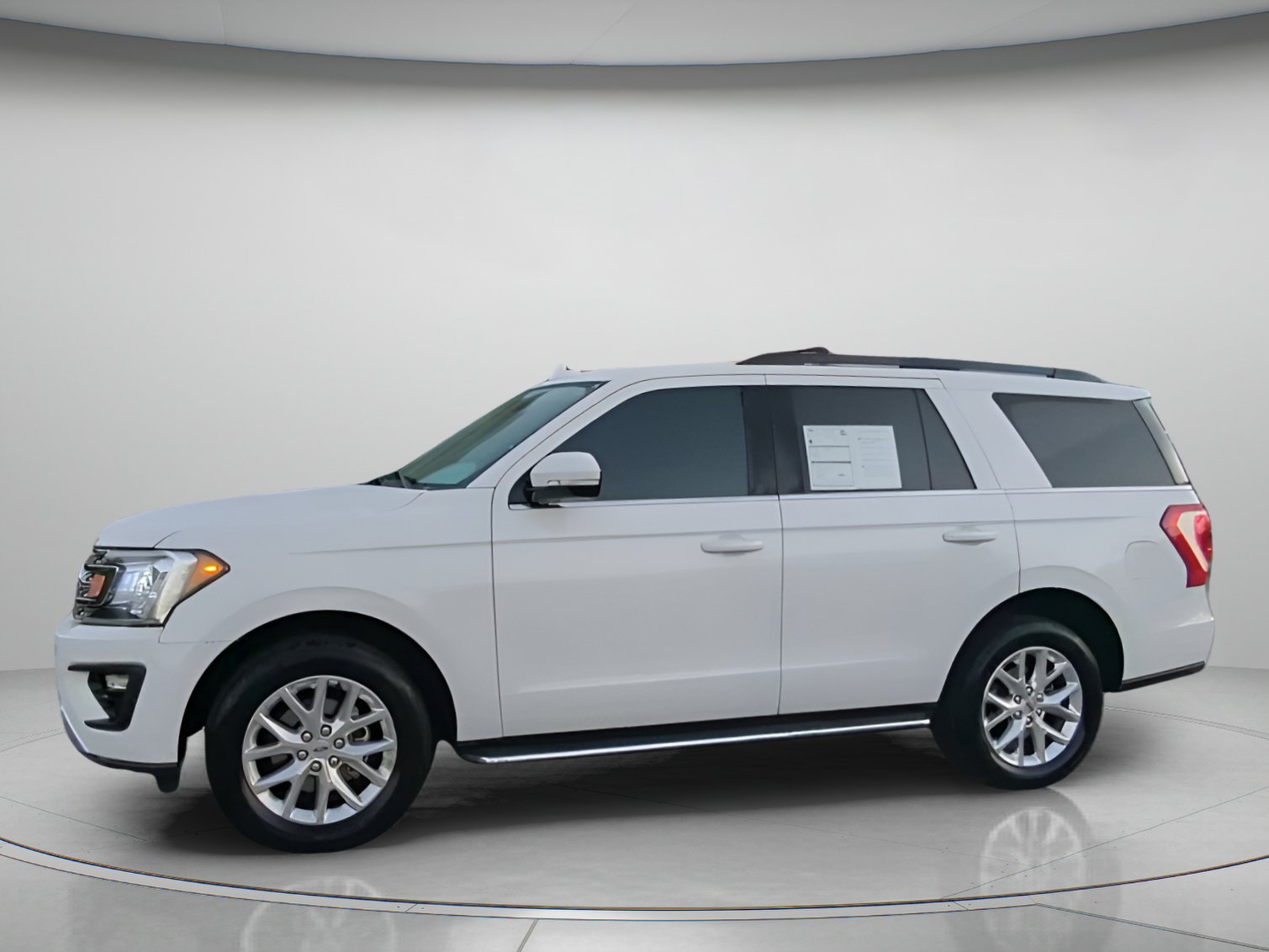 Certified 2021 Ford Expedition XLT RWD image 15