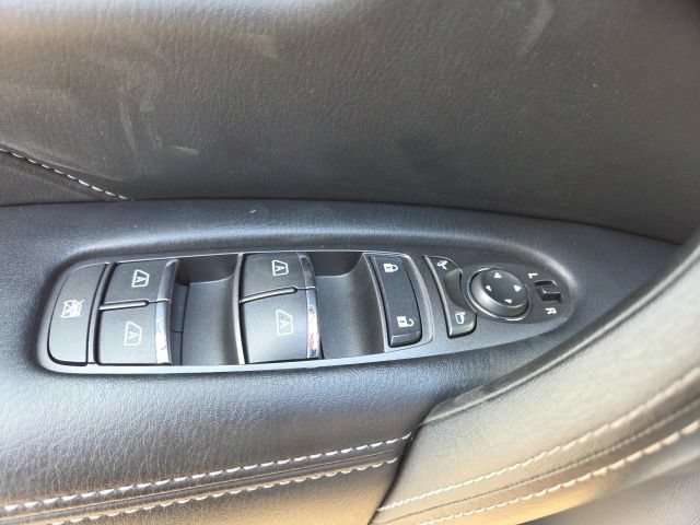Used 2023 INFINITI QX80 Luxe w/ Cargo Package RWD image 29