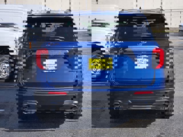 Certified 2022 Ford Explorer XLT w/ Equipment Group 202A image 6