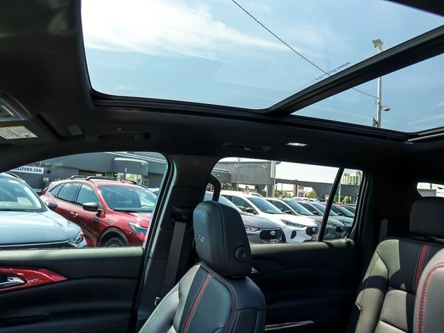 Used 2026 Chevrolet Traverse RS AWD/4WD image 15
