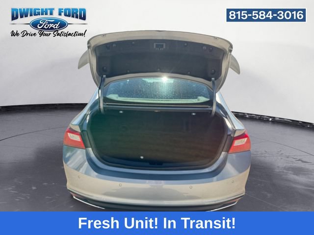 Used 2025 Chevrolet Malibu RS FWD image 18