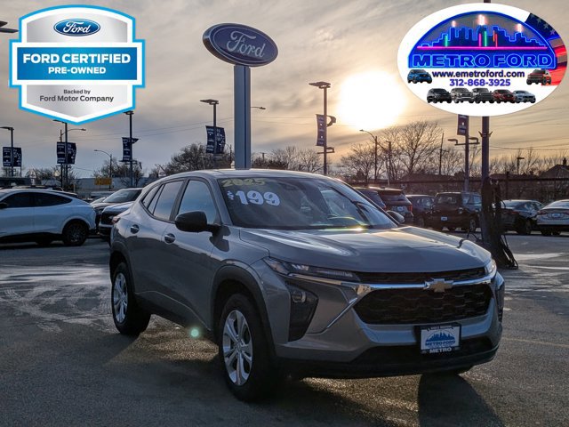 Used 2025 Chevrolet Trax LS