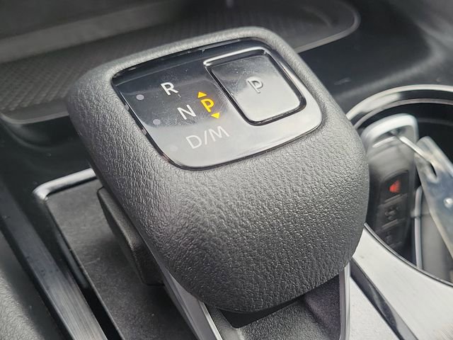 Used 2023 Nissan Rogue SV image 16