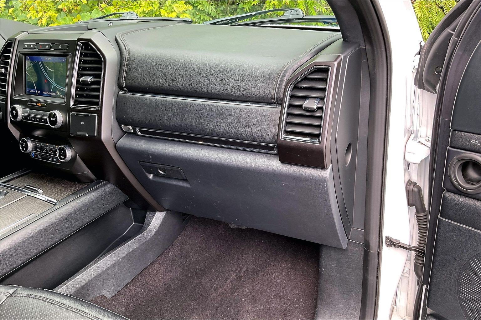 Certified 2021 Ford Expedition Max Limited AWD/4WD image 16