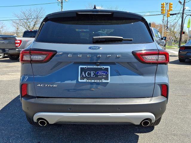 Certified 2023 Ford Escape Active w/ Tech Pack #2 image 3