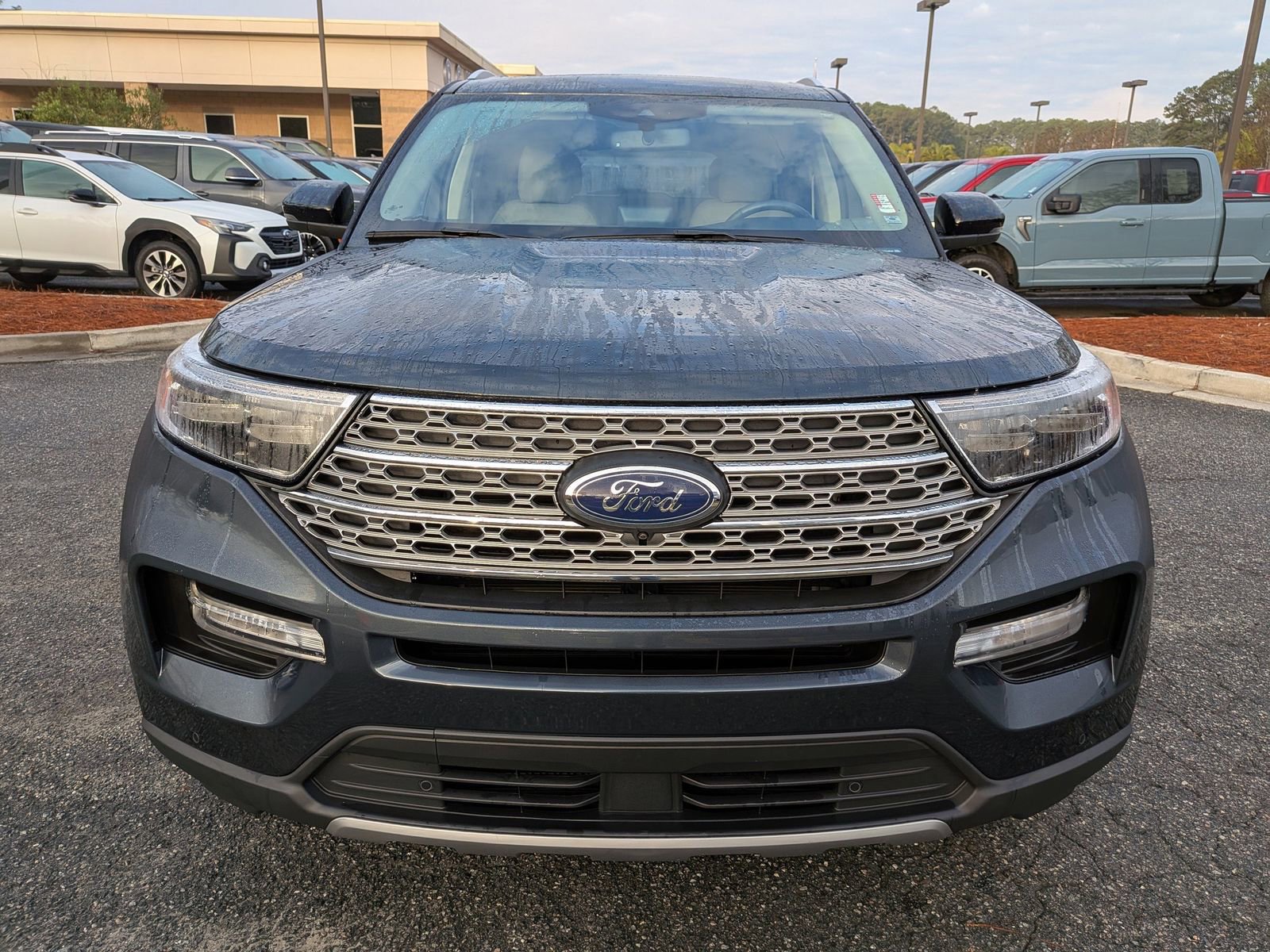 Certified 2023 Ford Explorer Limited w/ Limited Technology Package image 9