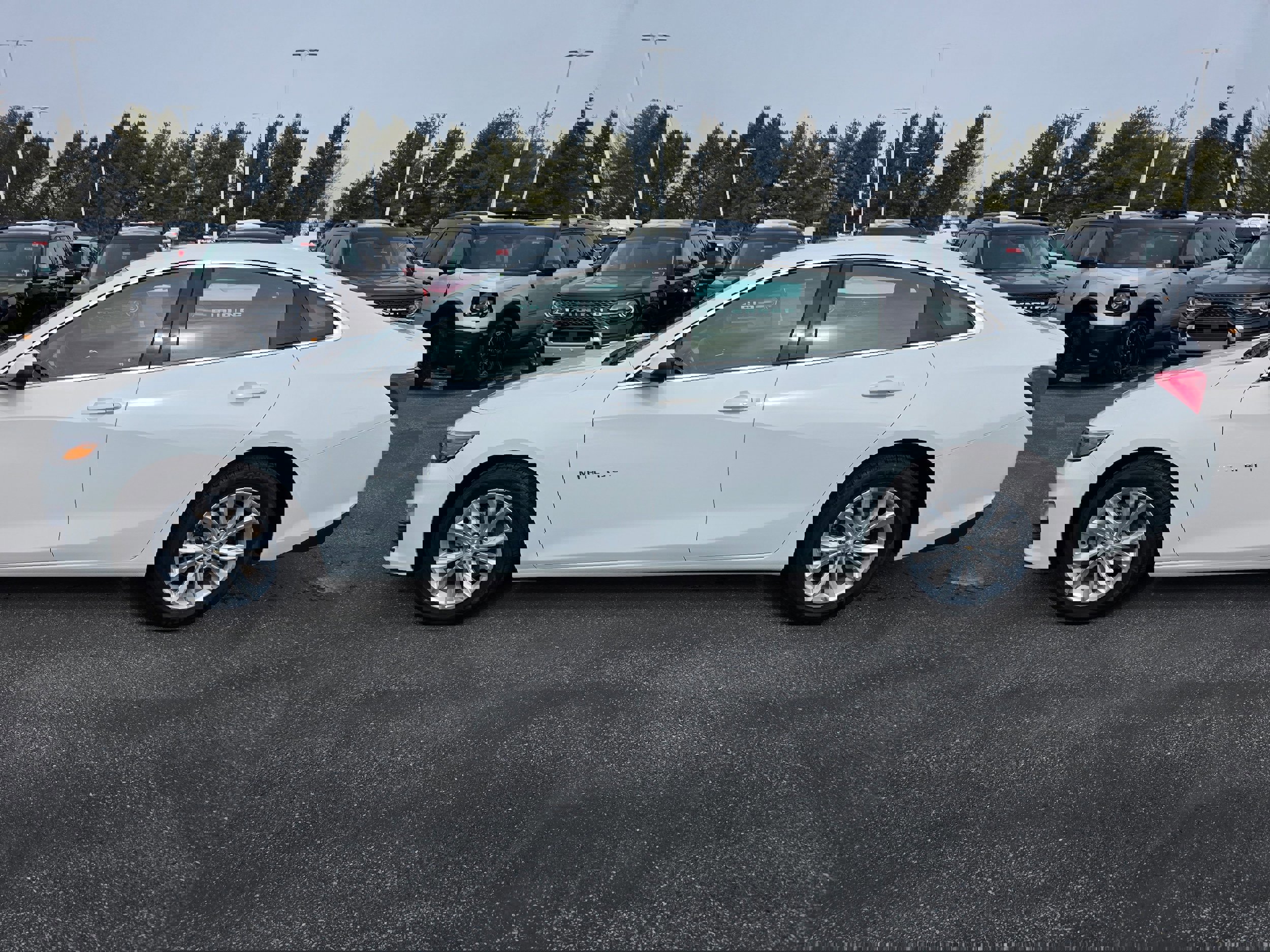 Used 2024 Chevrolet Malibu LT image 6