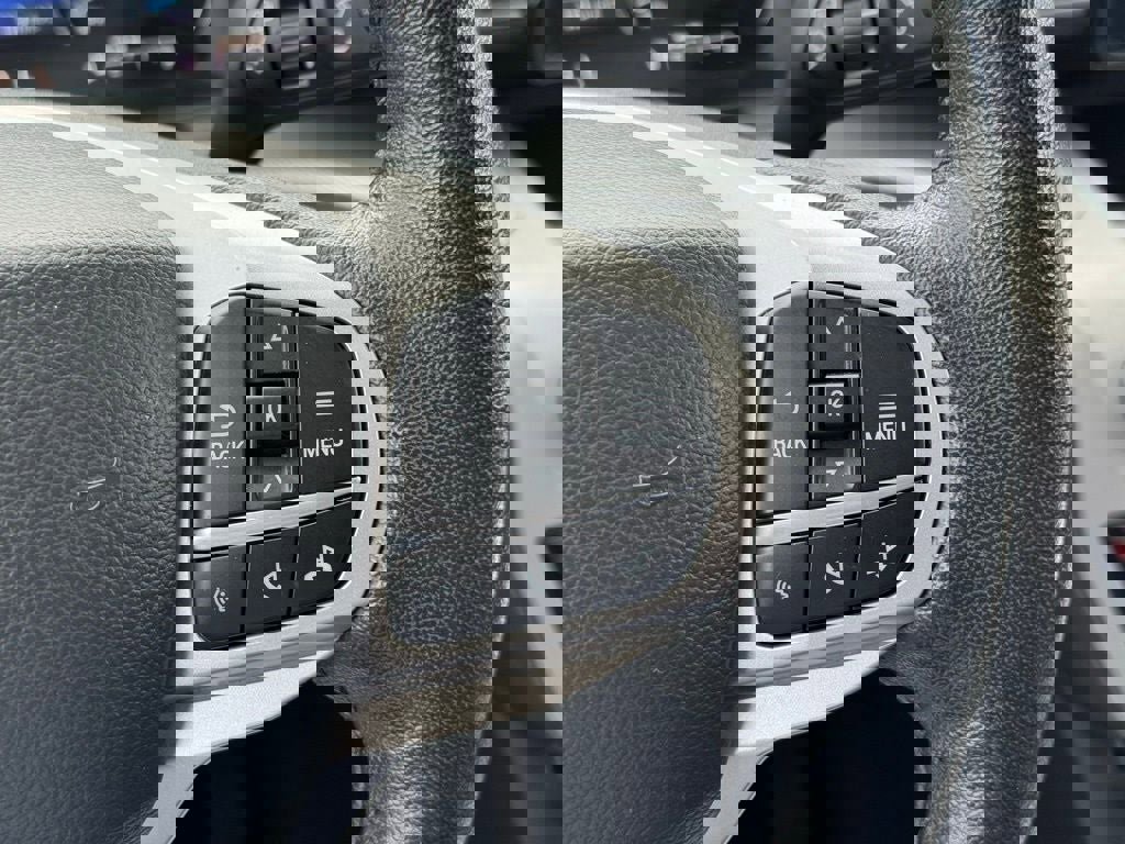 Certified 2022 Ford Explorer XLT w/ Equipment Group 202A image 35