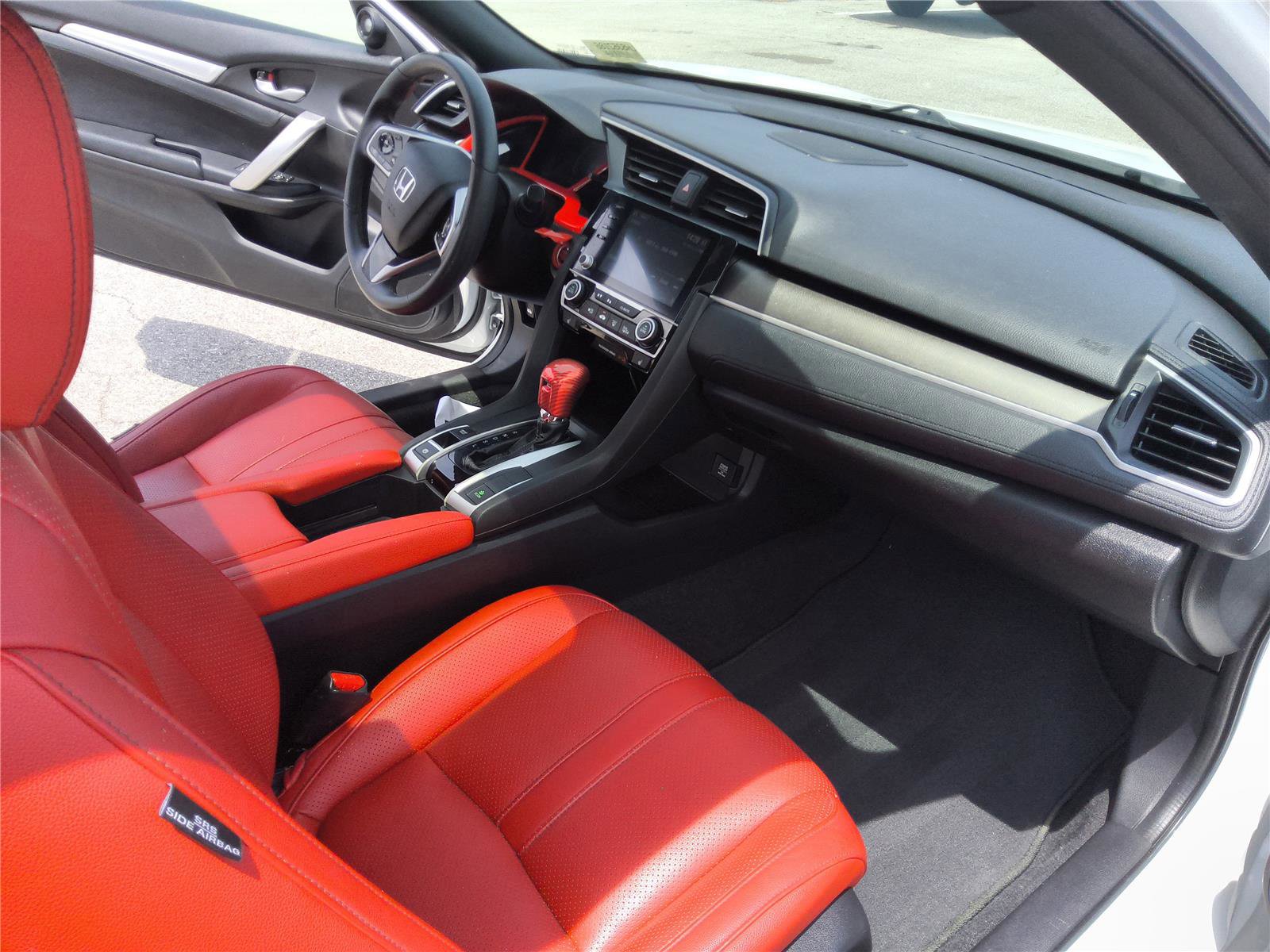 Used 2020 Honda Civic EX image 17