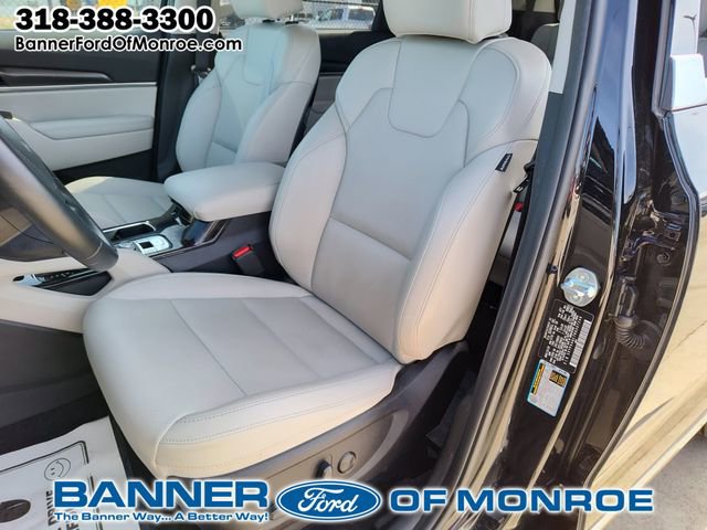 Used 2024 Kia Telluride S w/ S Sunroof Package image 16
