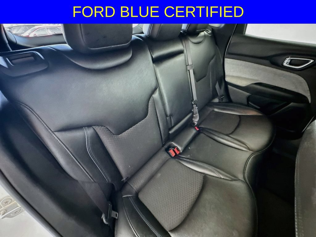Used 2024 Jeep Compass Latitude AWD/4WD image 28