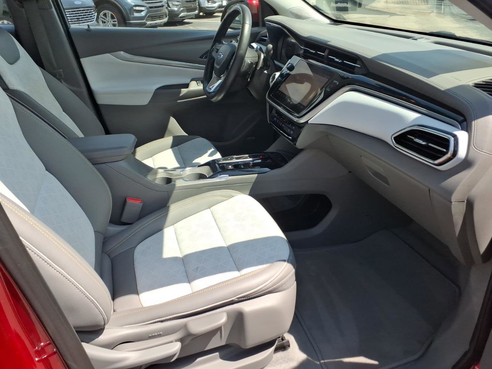 Used 2022 Chevrolet Bolt EUV Premier w/ Launch Edition image 28