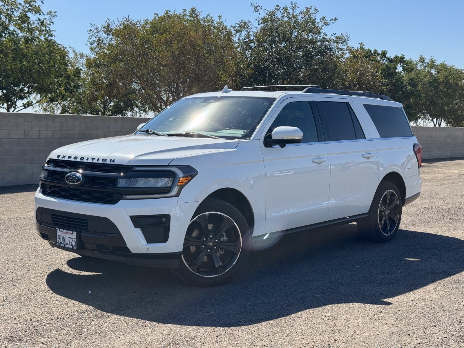 Certified 2022 Ford Expedition Max Limited AWD/4WD image 8