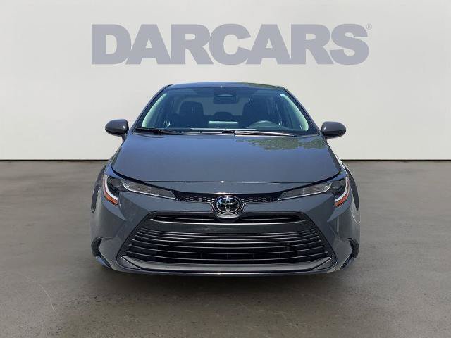 Used 2024 Toyota Corolla LE FWD image 2