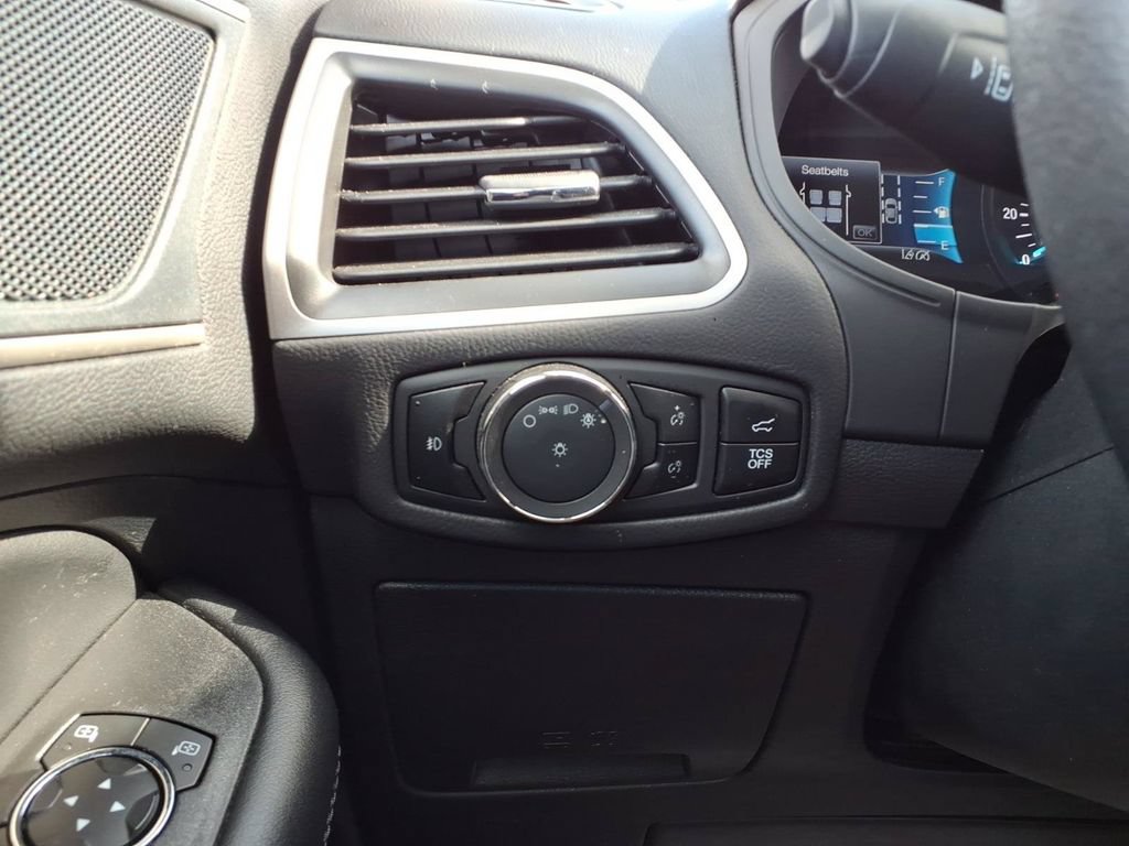 Certified 2024 Ford Edge SEL w/ Convenience Package AWD/4WD image 14