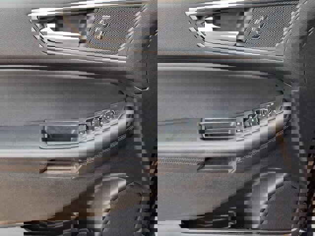 Certified 2024 Ford Edge SEL w/ Convenience Package image 19