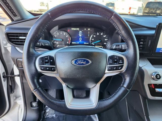 Certified 2022 Ford Explorer XLT image 28