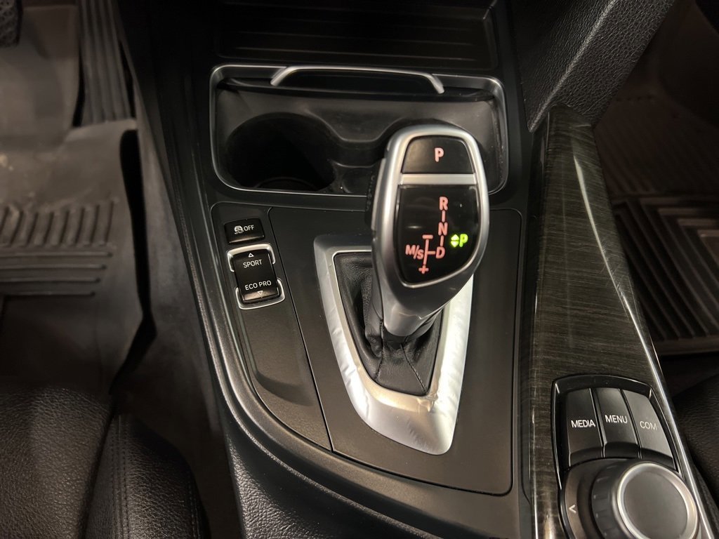 Used 2018 BMW 330i xDrive Sedan w/ Convenience Package image 15