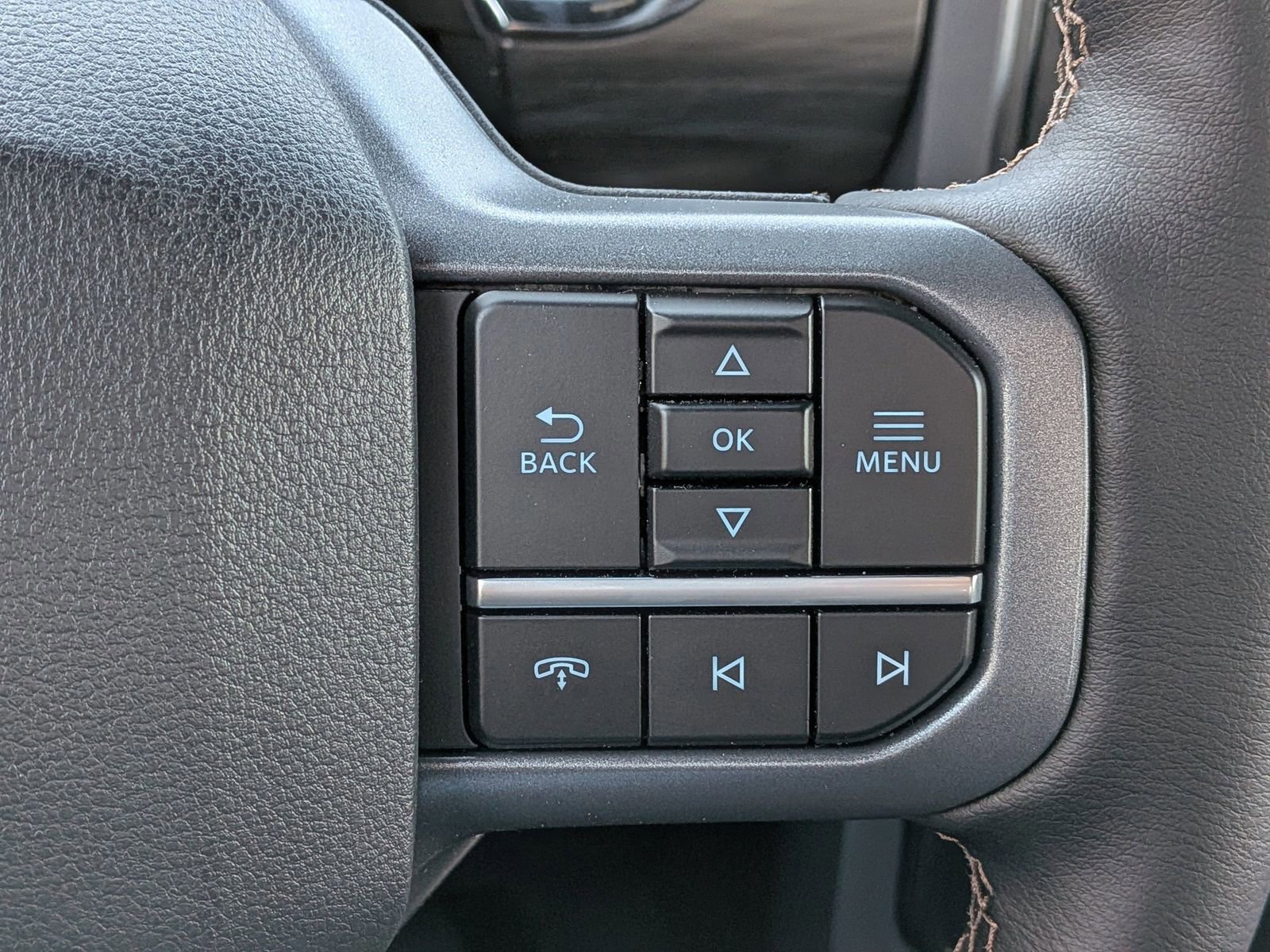 Certified 2025 Ford F150 Lariat w/ Equipment Group 501A Mid image 29