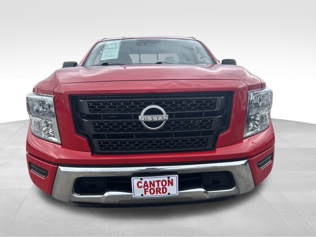 Used 2023 Nissan Titan SV image 8