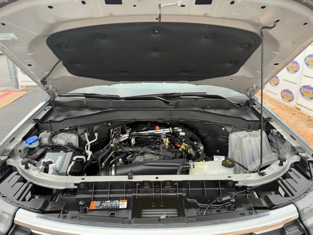 Certified 2025 Ford Explorer Active w/ Active Comfort Package image 17