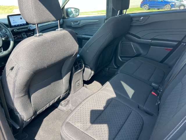 Certified 2023 Ford Escape Active AWD/4WD image 37