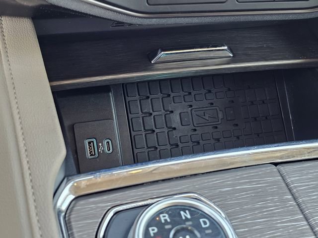 Certified 2022 Ford Expedition Limited image 25