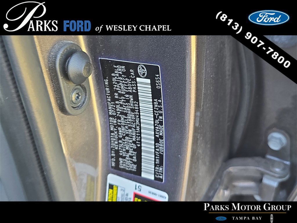 Used 2021 Toyota Camry LE image 32