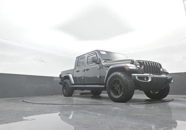 Used 2020 Jeep Gladiator Sport w/ Quick Order Package 24S AWD/4WD image 37