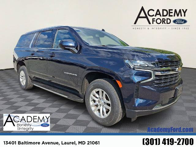 Used 2022 Chevrolet Suburban LT AWD/4WD image 1