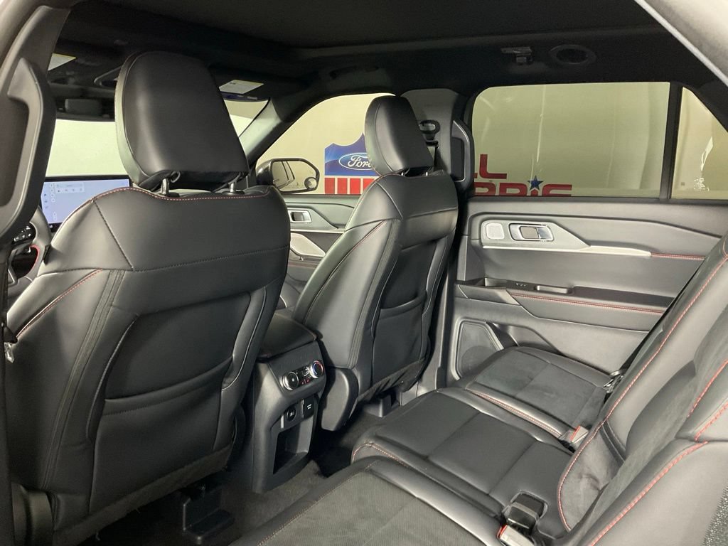 Certified 2026 Ford Explorer ST w/ Sun And Sound Package AWD/4WD image 15