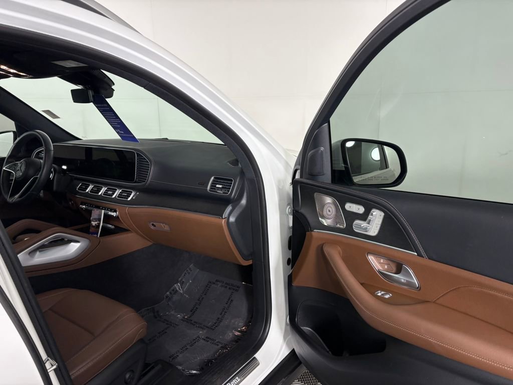 Used 2024 Mercedes-Benz GLE 350 4MATIC image 34