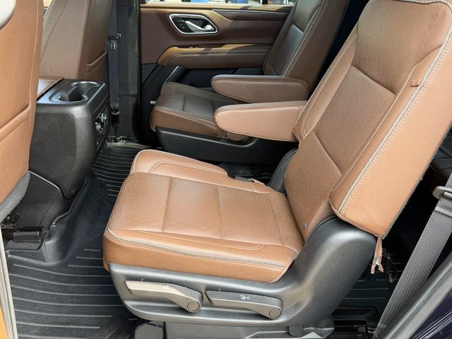 Used 2023 Chevrolet Tahoe High Country AWD/4WD image 7