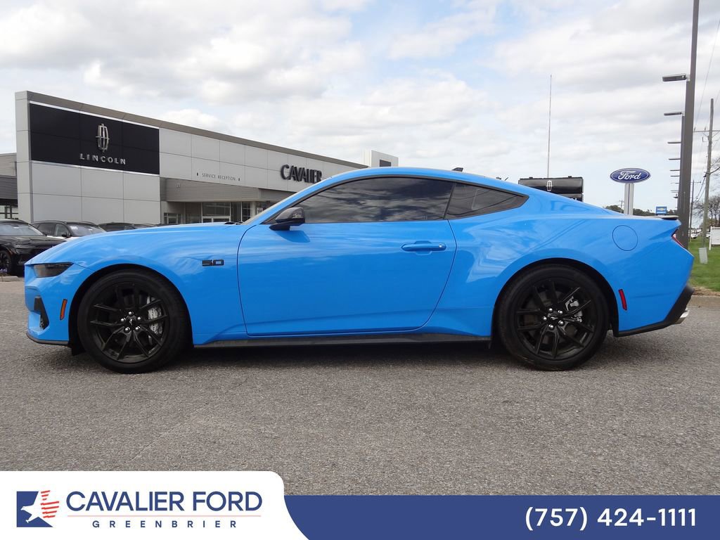 Certified 2025 Ford Mustang GT RWD image 4