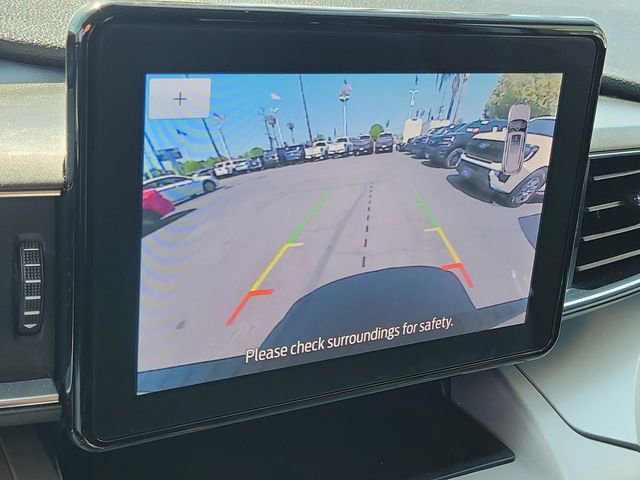 Certified 2023 Ford Explorer XLT w/ Equipment Group 202A RWD image 9