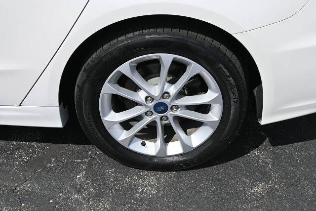 Certified 2020 Ford Fusion SE FWD image 14