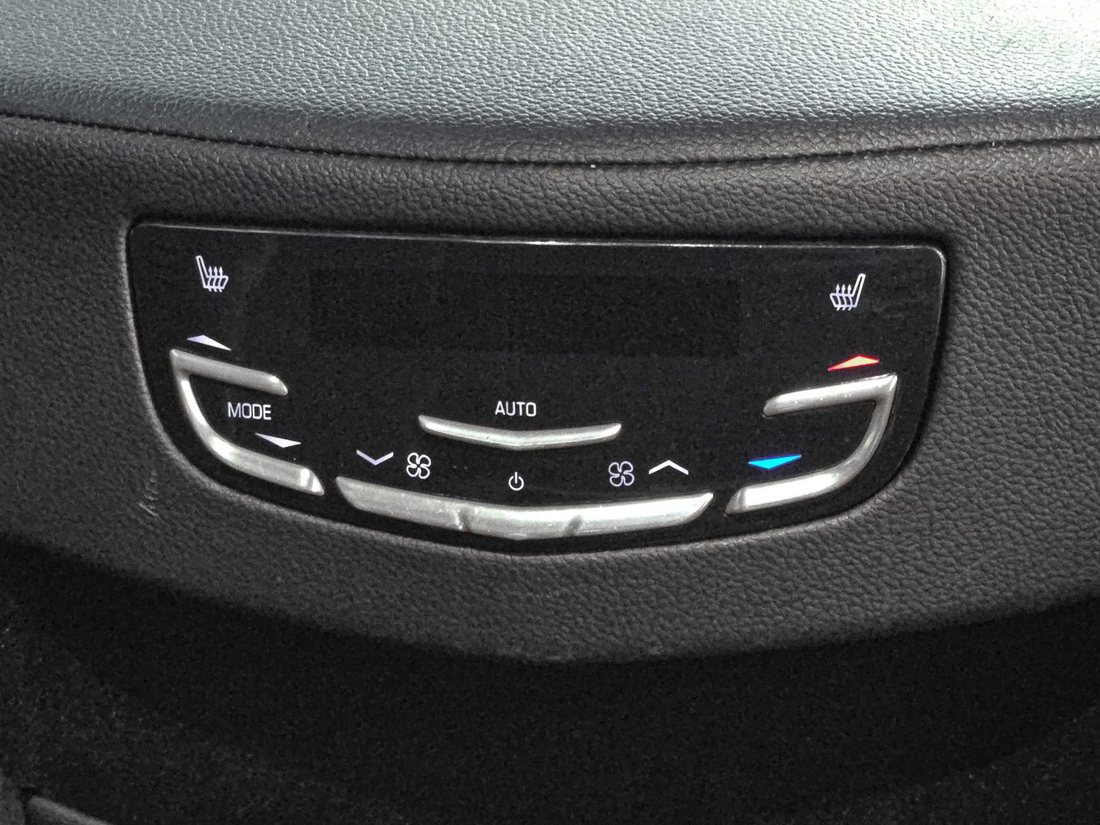 Used 2020 Cadillac Escalade 4WD image 25