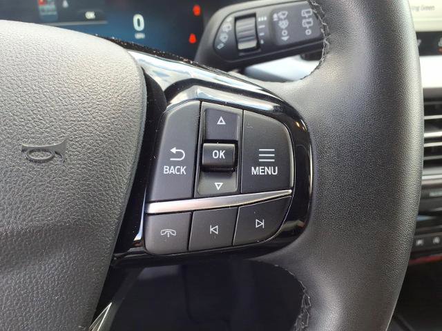 Certified 2023 Ford Escape Platinum AWD/4WD image 9