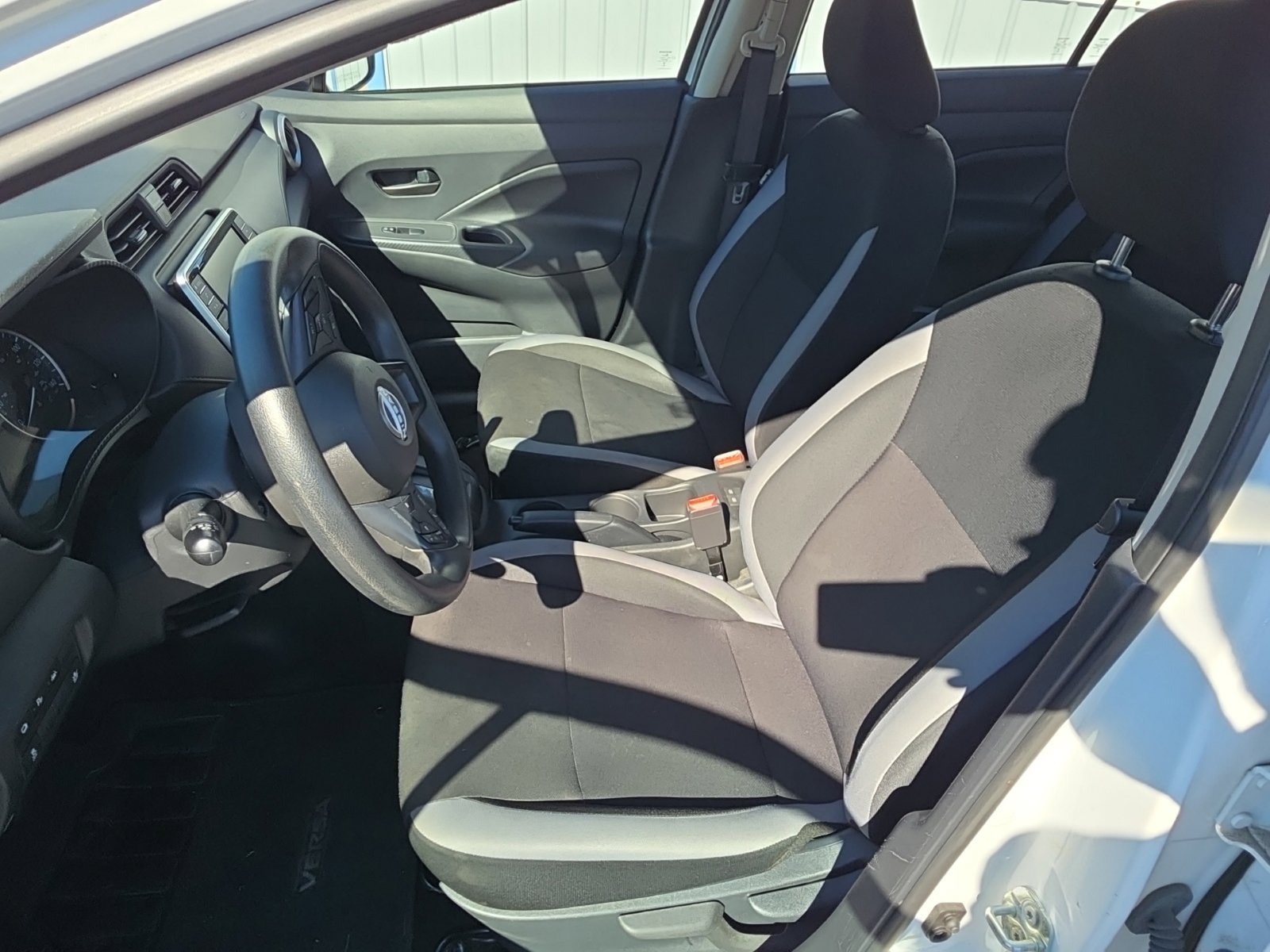 Used 2025 Nissan Versa S FWD image 11