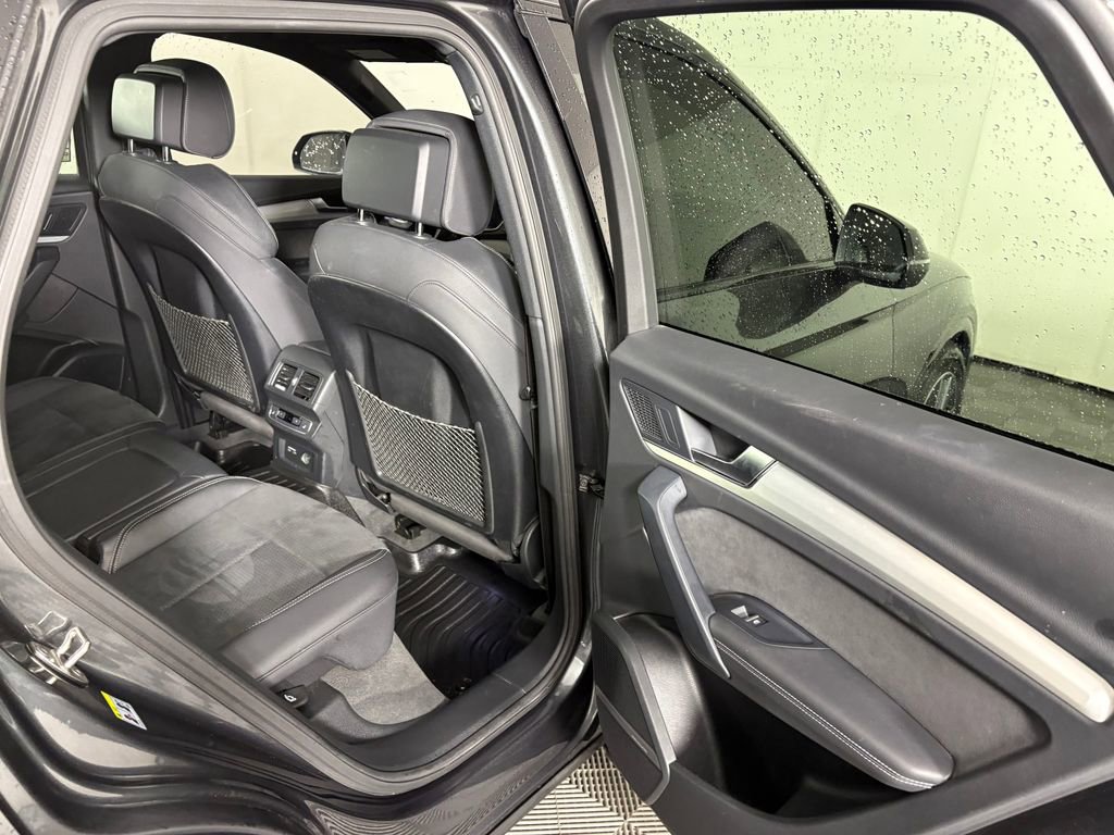 Used 2021 Audi SQ5 Prestige AWD/4WD image 34