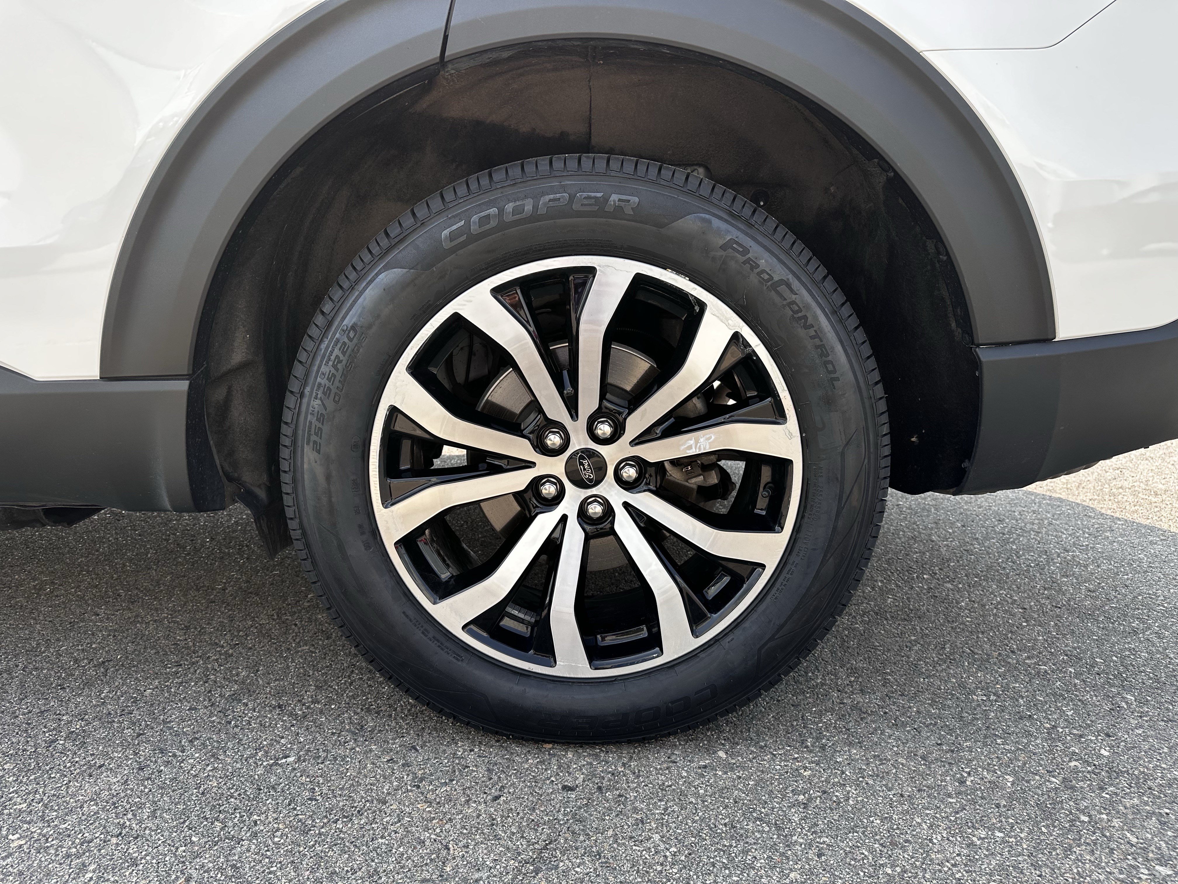 Certified 2023 Ford Explorer ST-Line w/ Class IV Trailer Tow Package AWD/4WD image 20