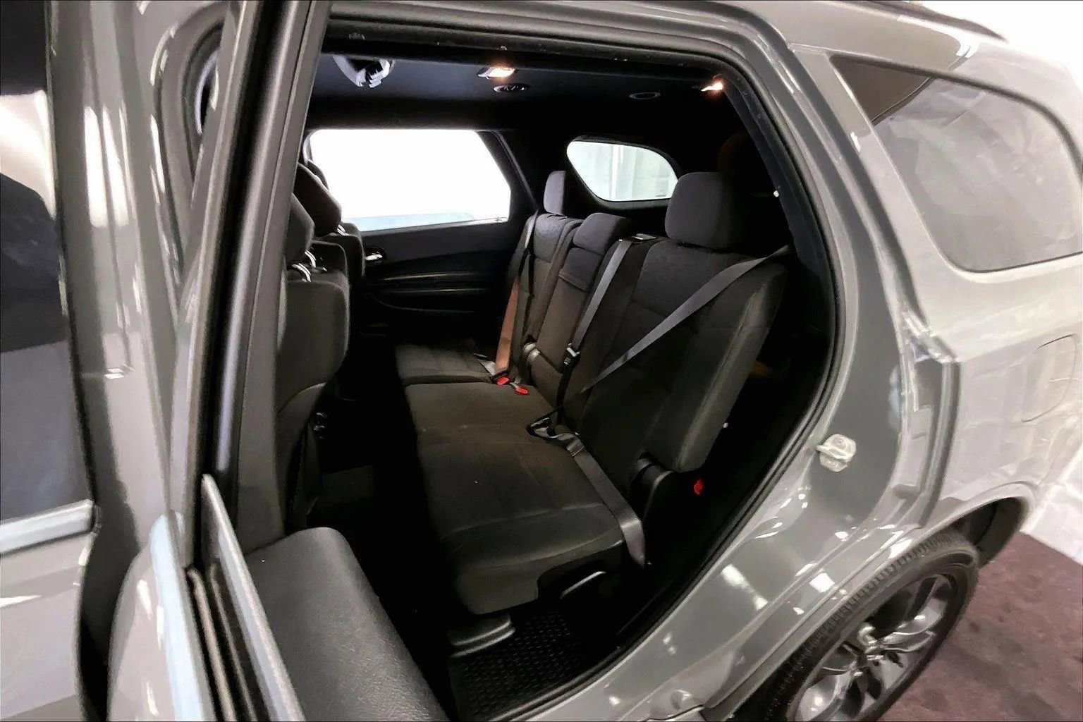 Used 2023 Dodge Durango GT image 25